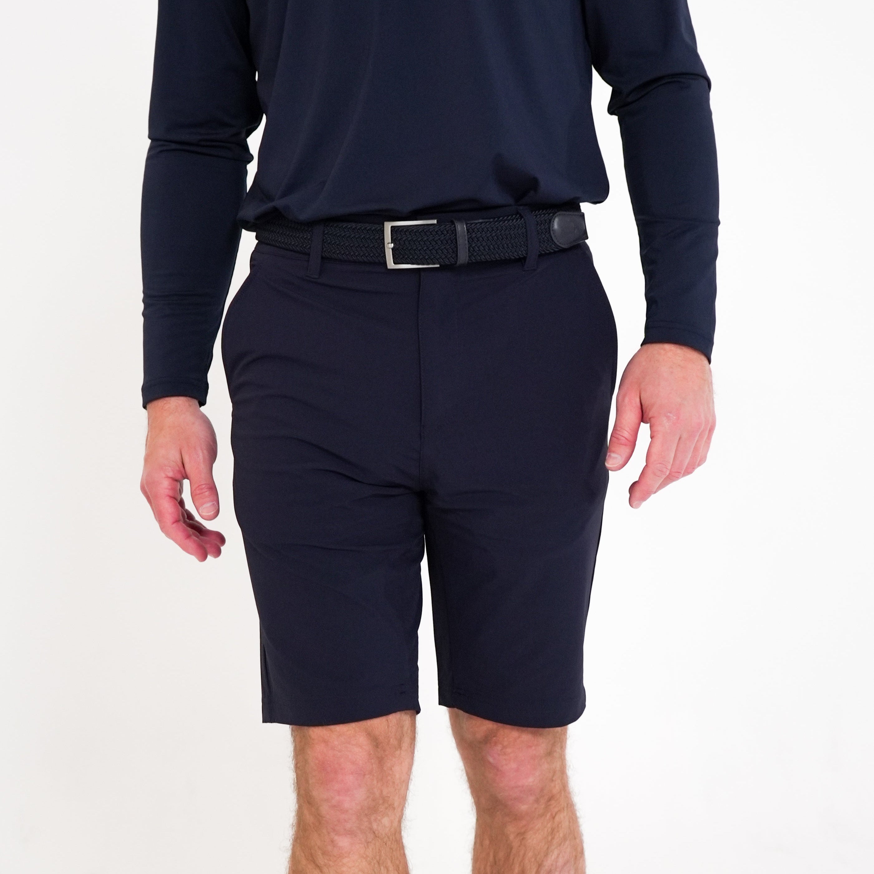 067_YESTECHSHORTSMODELNAVY_1.jpg
