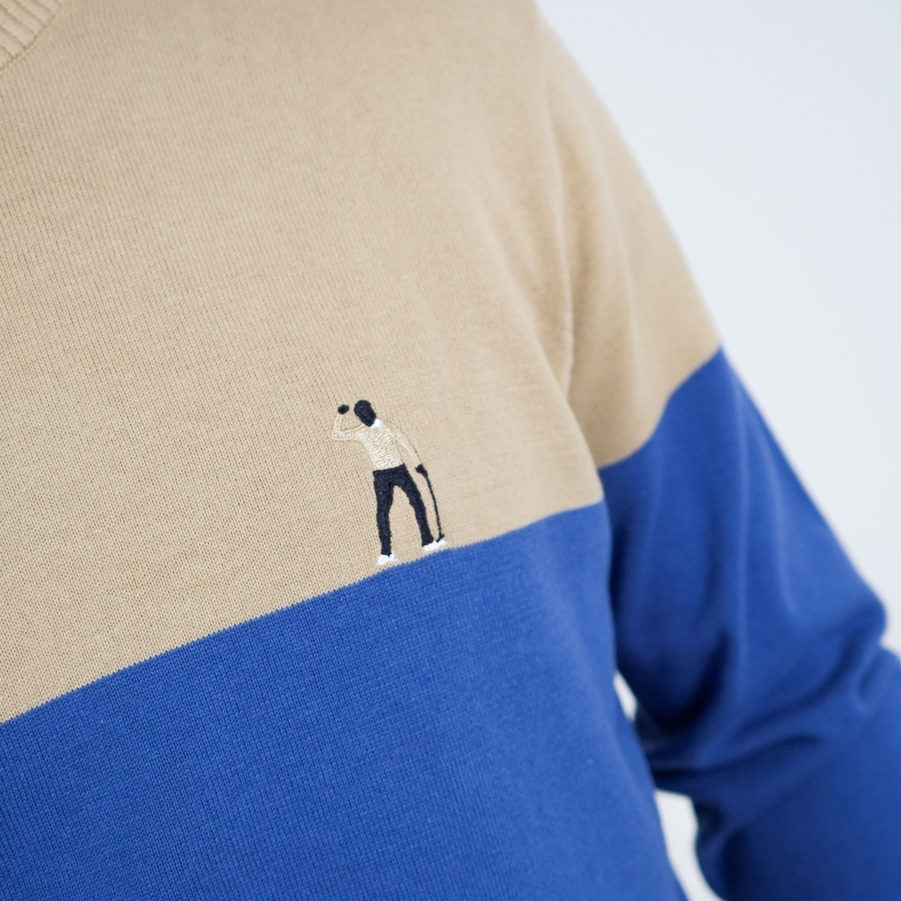 BLOCK ROUND NECK KHAKI/FUNCTIONAL BLUE