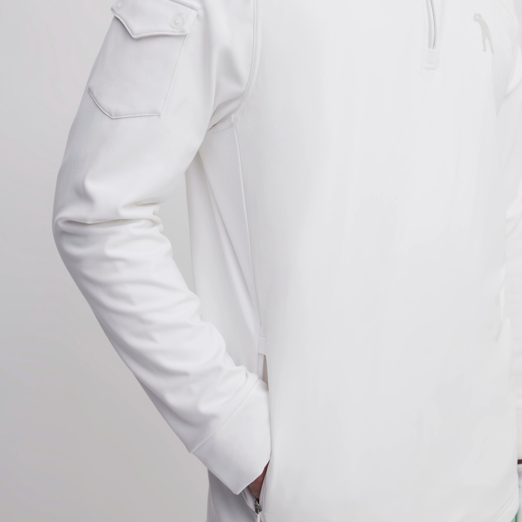 ICON CAPITAN HALF HOODIE EGG WHITE