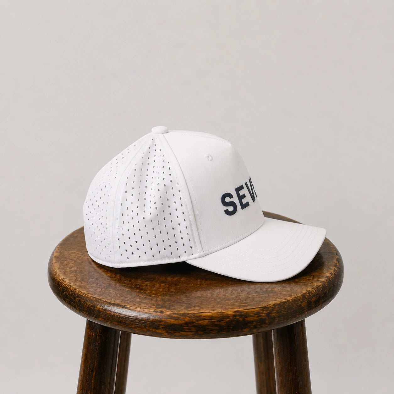 Sevetechcap-White2.webp